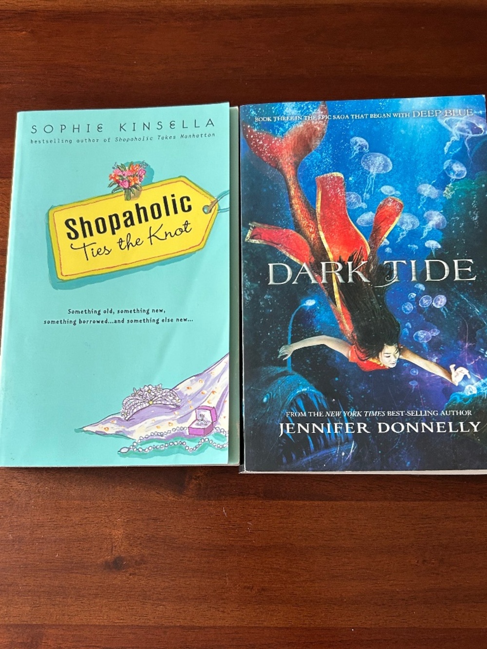 Book Bundle: Sophie Kinsella & Jennifer Donnelly | Chick Lit & YA Fantasy